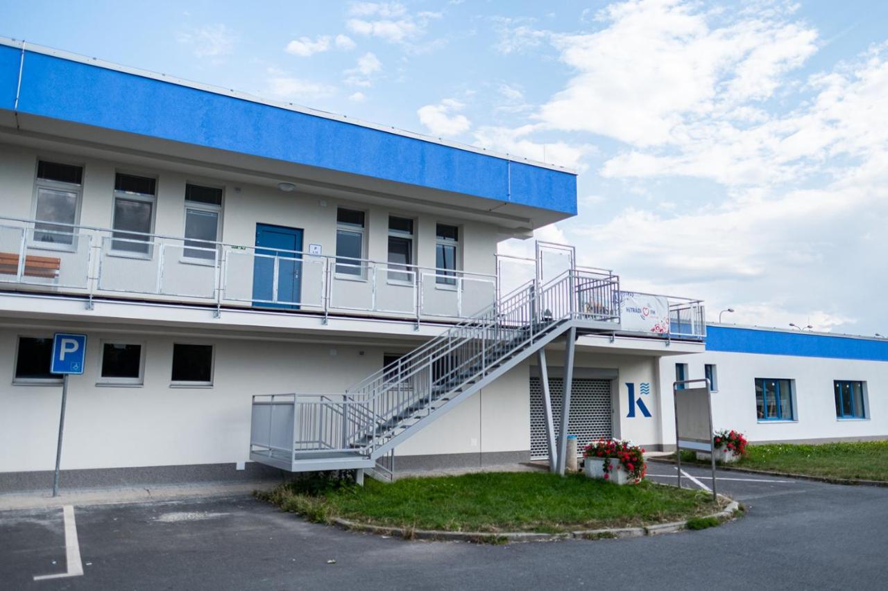 Ubytovna A Cykloubytovna Koupaliste Kadaň Dış mekan fotoğraf