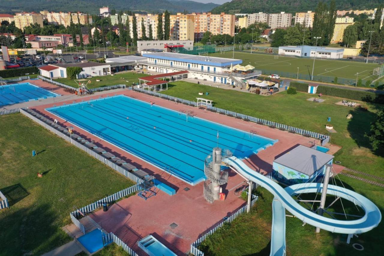 Ubytovna A Cykloubytovna Koupaliste Kadaň Dış mekan fotoğraf